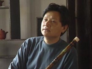 便于结合栏目动态与后续阅读