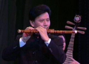 便于结合栏目动态与后续阅读