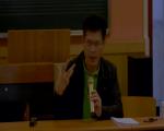 因此著名音乐家李凌在《文汇报》上以《