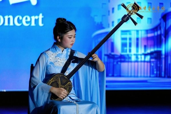 继续了解经过前期专家评委从演奏（演唱