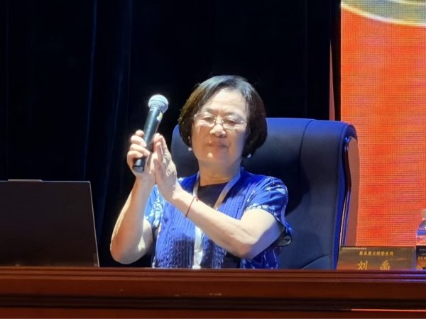 青年学子以及器乐爱好者齐聚本次活动